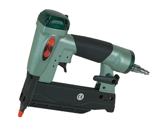 Clavadora neumática profesional Unicair 6/45